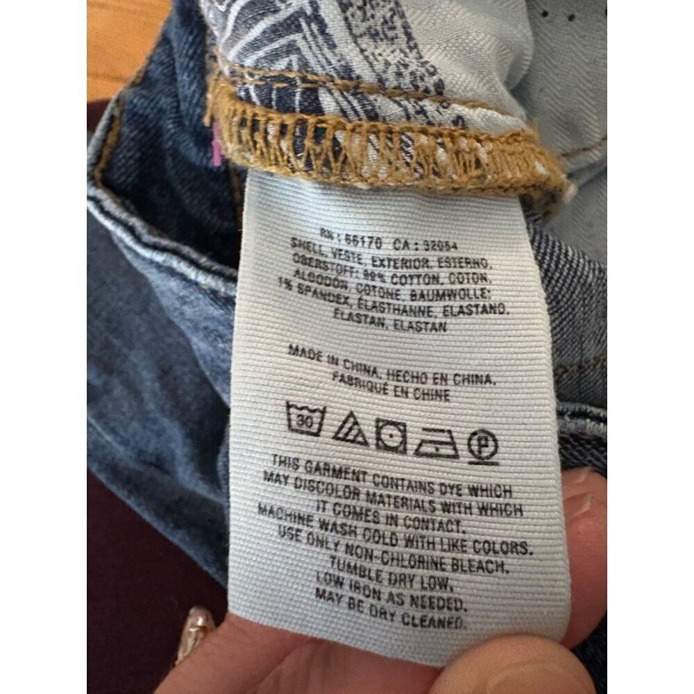 Anthropologie Denim Pilcro Two Tone Raw Hem Flare Cropped Jeans in Size 28 - Picture 10 of 15
